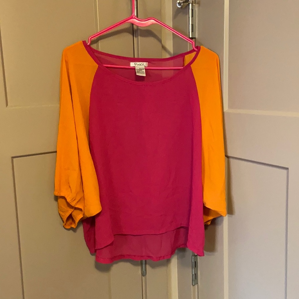 Pinky color blocking top  sizeL